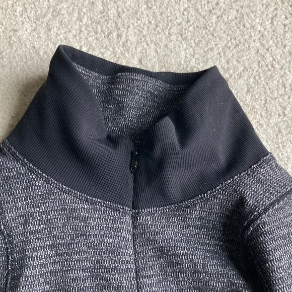 Lululemon Runderful 1/2 pullover - Picture 4 of 15